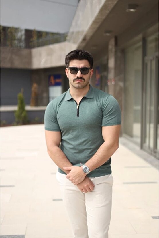 Erkek Polo Yaka Fermuar Detaylı Tişört