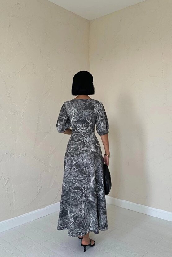 Haki Önü Düğmeli Kalp Yaka Elbise