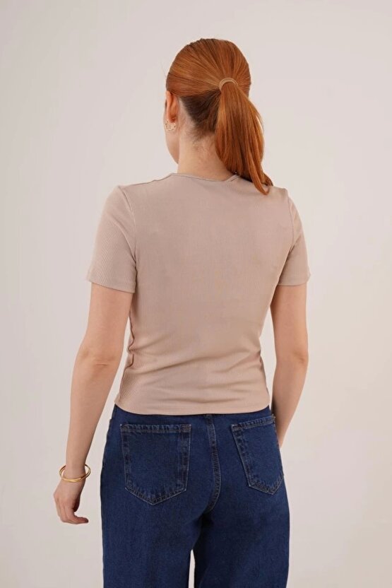 Kısa Kollu Yaka Detaylı Kaşkorse Taş Bluz