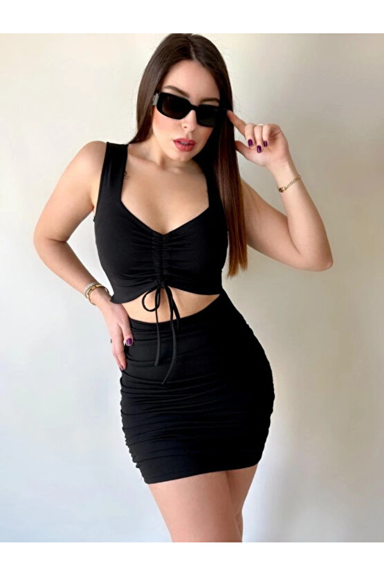 Kadın Omuz Askılı Armut Yaka Büzgü Ve Göbek Dekolteli Mini Elbise