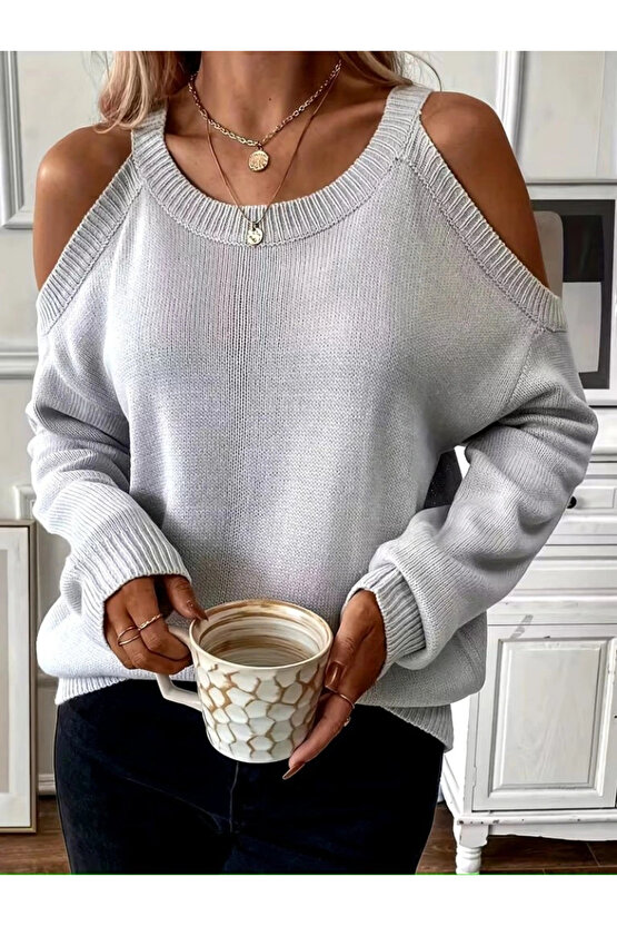 Kadın Uzun Kollu Omuzlardan Açık Askılı Triko Bluz