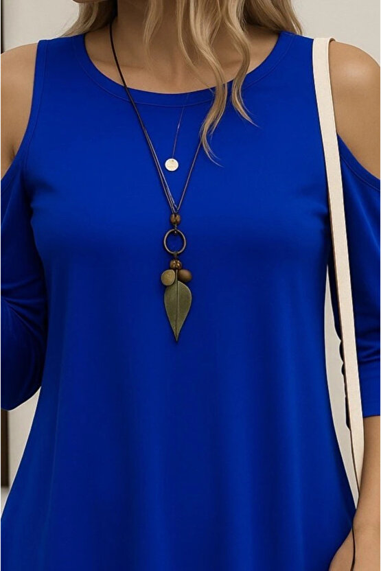 Kadın Omuzlardan Açık Sıfır Yaka Asimetrik Kesim Detay Viskon Bluz