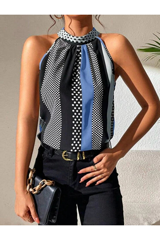 Kadın Yarım Balıkçı Yaka Kolsuz Mikro Bluz