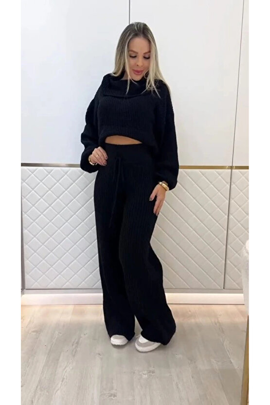 Kadın Uzun Kollu Balıkçı Yaka Kısa Triko Bluz Ve Pantolon Ikili Takım