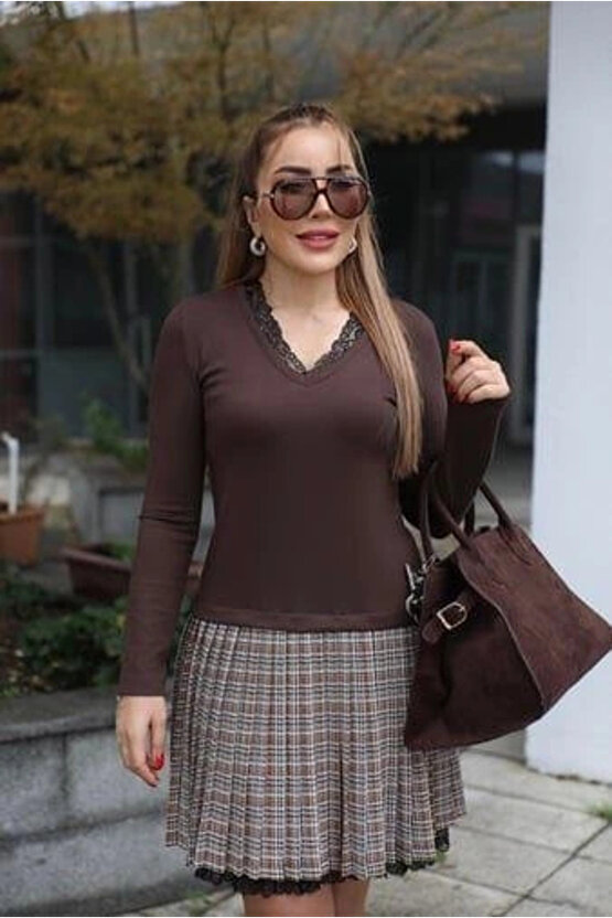 Kadın Uzun Kollu Denteli Yaka Ekose Etek Detay Diz üstü Elbise