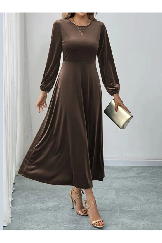 Kadın Uzun Kollu Bisiklet Yaka Midi Kadife Elbise
