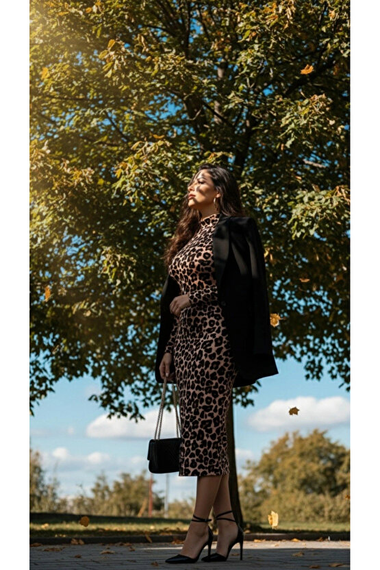 Kadın Uzun Kollu Balıkçı Yaka Leopar Desenli Midi Boy Elbise