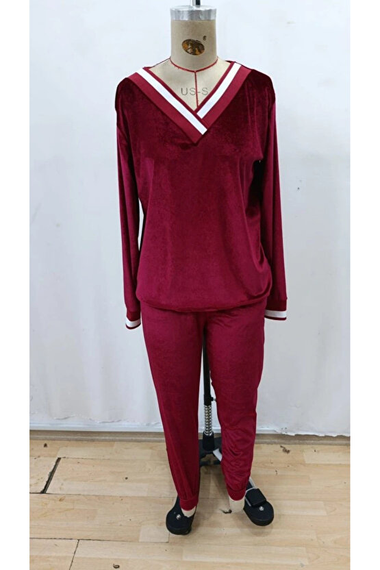 Kadın Uzun Kollu V Yaka Kadife Bluz Ve Pantolon Ikili Takım