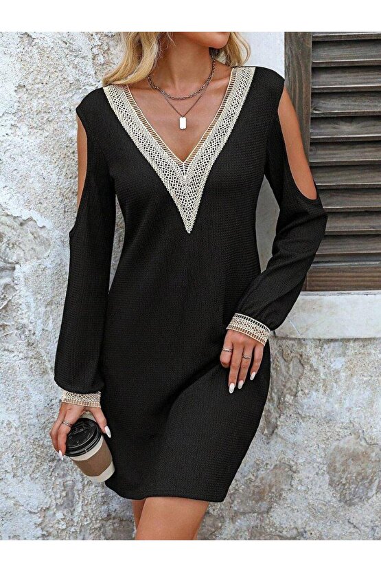 Kadın Uzun Kollu Omuzdan Açık V Dantel Yakalı Mini Waffle Elbise