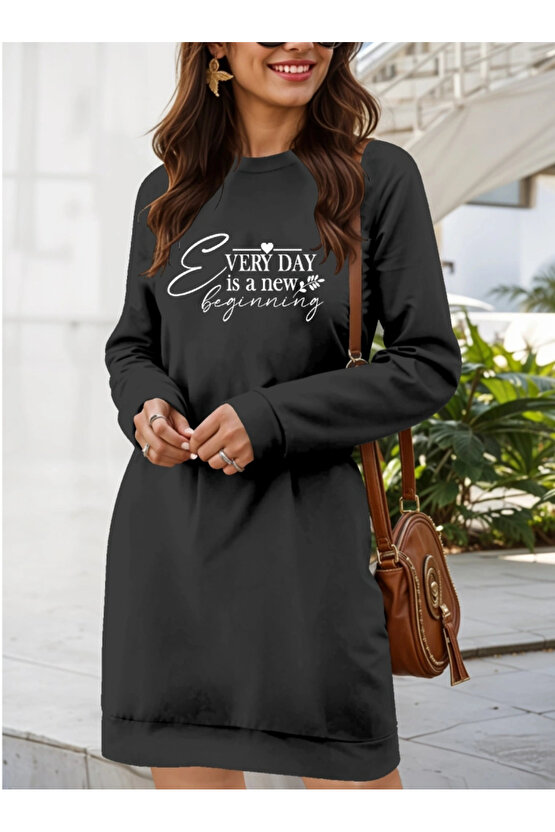 Kadın Uzun Kollu Bisiklet Yaka Kısa Viskon Iki Iplik Elbise