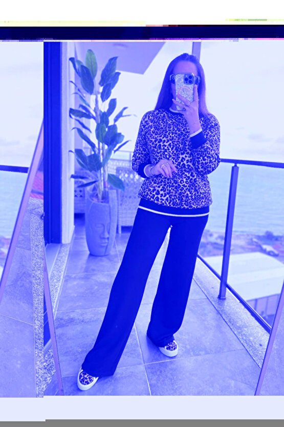 Kadın Uzun Kollu Bisiklet Yaka Leopar Desenli Iki Iplik Bluz Ve Viskon Iki Iplik Pantolon Ikili Takı