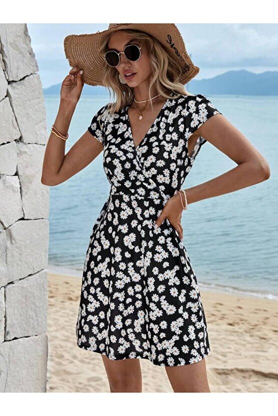 Kadın Kısa Kollu Kruvaze Yaka Papatya Baskılı Krep Elbise