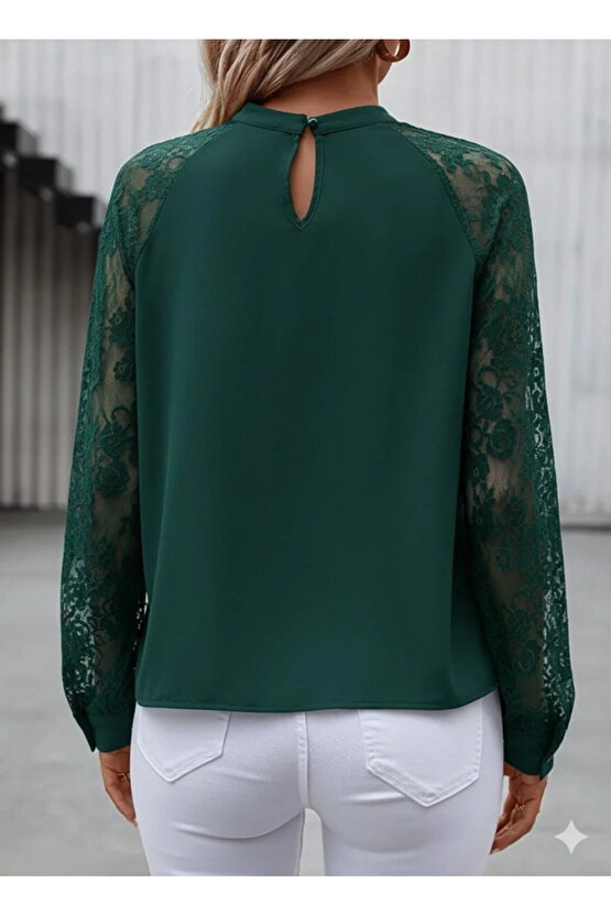 Kadın Uzun Dantel Kollu Yuvarlak Yakalı Sandy Bluz