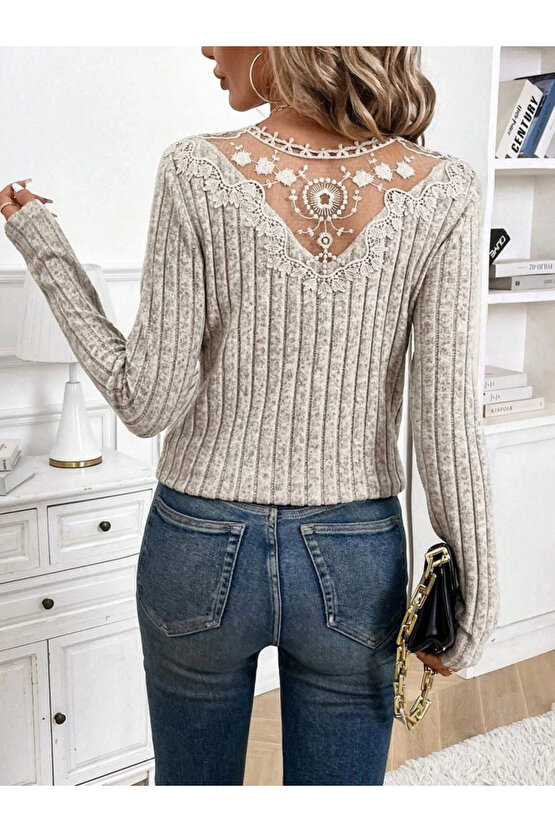 Kadın Uzun Kollu V Yakalı Arkadan Dantel Detaylı şardonlu Kaşkorse Bluz