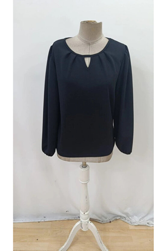 Kadın Uzun Kollu Damla Detaylı Ithal Krep Bluz