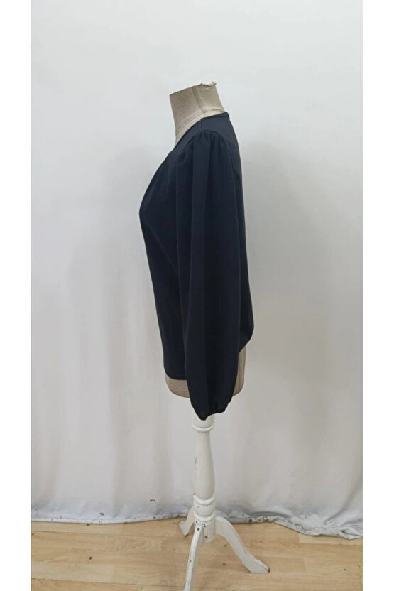 Kadın Uzun Kollu Damla Detaylı Ithal Krep Bluz