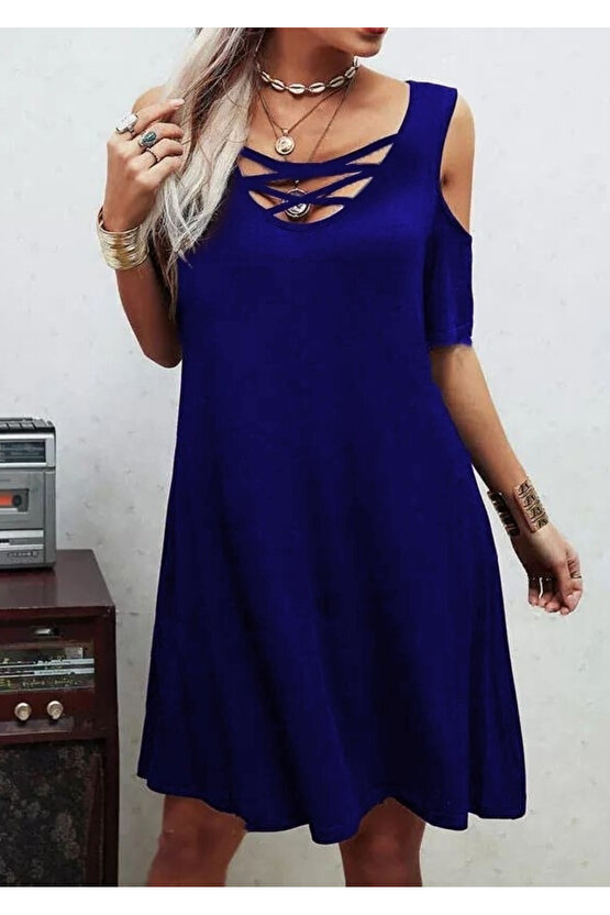 EQURİ Dekolteli Bağcık Detay Viskon Kumaş Elbise