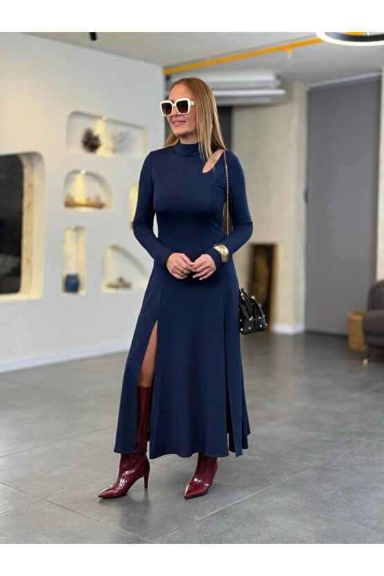 Kadın Balıkçı Yaka Damla Detaylı Yırtmaçlı Uzun Viskon Iki Iplik Maxi Elbise