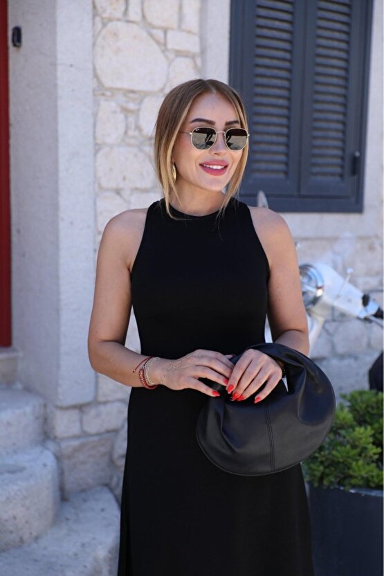 EQURİ Kadın Omuzlardan Açık Arkadan Aksesuar Detaylı Yırtmaçlı Janjan Krep Elbise