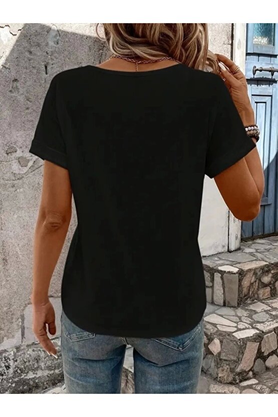 Kadın Kısa Kollu V Yakalı şerit Detaylı Viskon Bluz