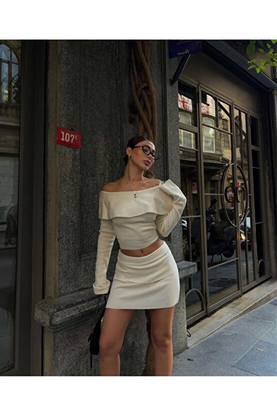 Straplez , Madonna , Carmen Yaka Croplu Mini Etekli ikili Takım Triko - Beyaz