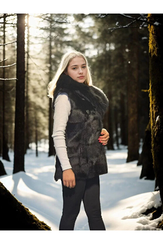 Kadın Kolsuz Kapüşonlu Yelek - Siyah