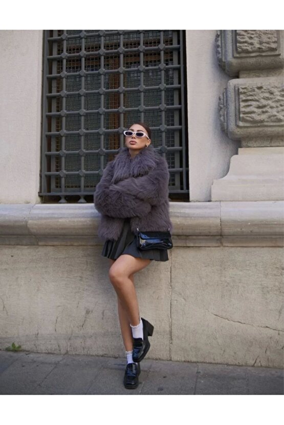 Salaş Sakallı Yumuşak Dokulu Yakalı Cepli Suni Kürk - füme