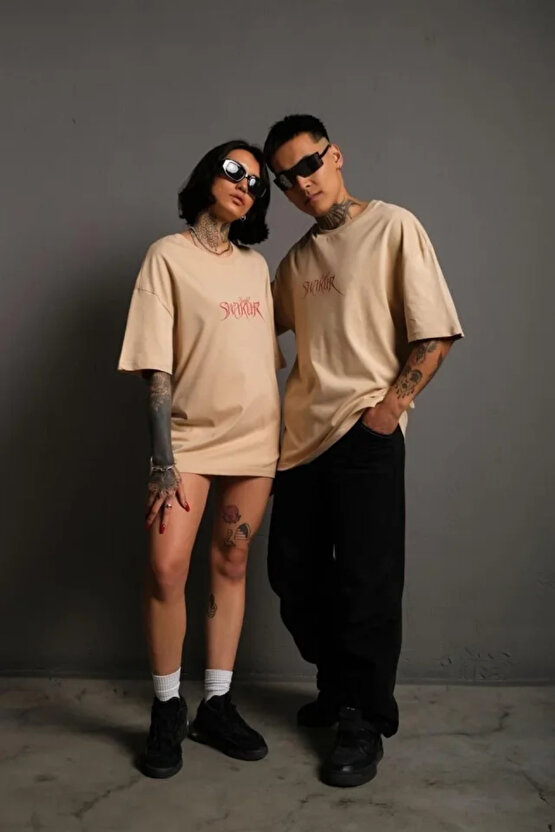 Erkek Oversize Tişört – Beyaz 241 Penye Kumaş, Bisiklet Yaka, Ön Arka Baskılı, Streetwear Tarzı Ra