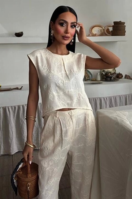 Shalina Süzüne Nakışlı Crop Takım 9796-08