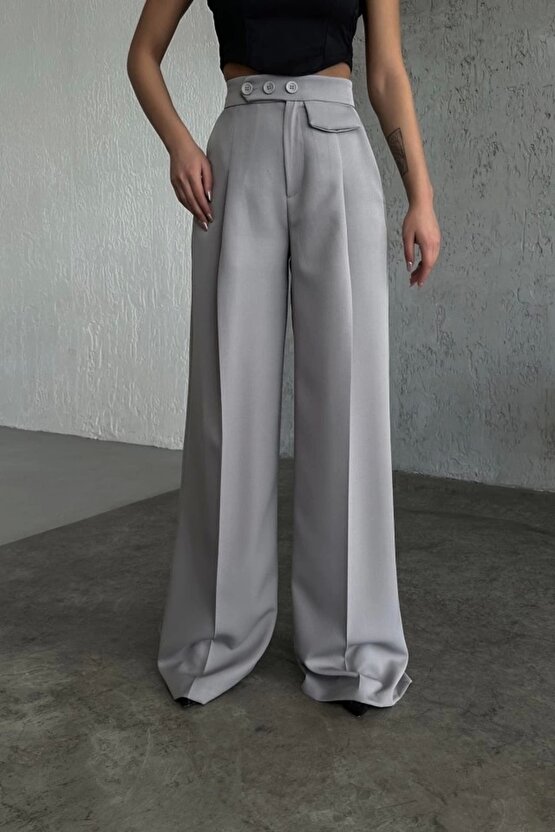 Üç Düğme Detayli Palazzo Pantolon