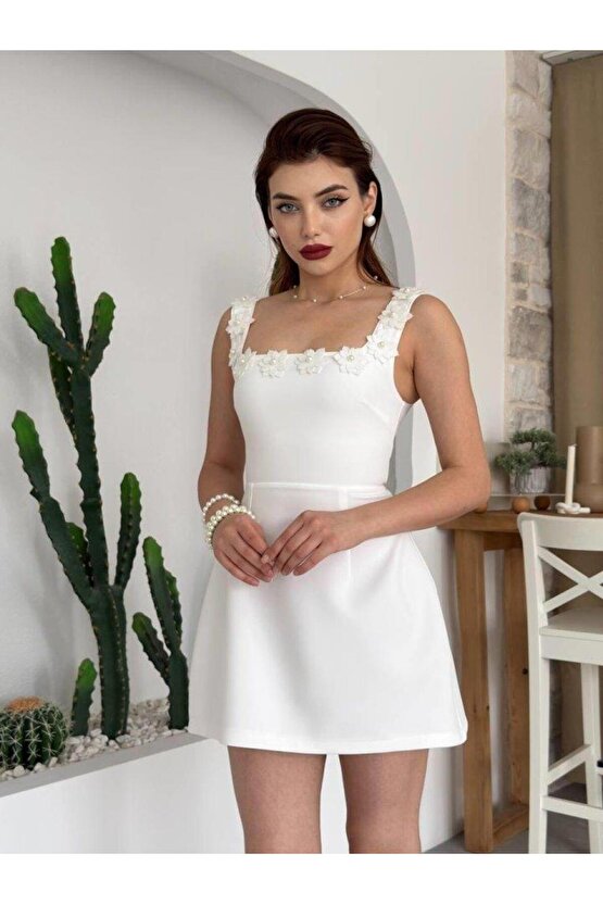 Alyosa Çiçek Detaylı Elbise