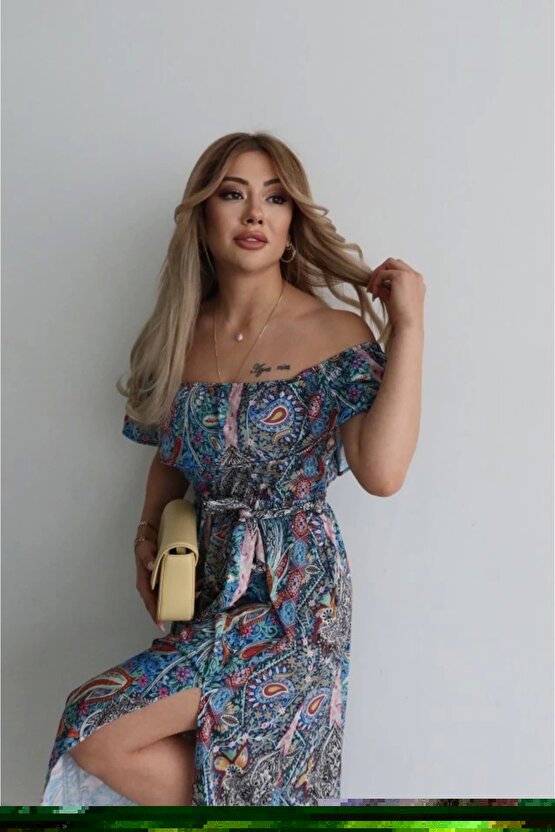 Pembe Çiçek Desenli Brode İşlemeli Balenli Ten Rengi Sütyen Tanga Takım