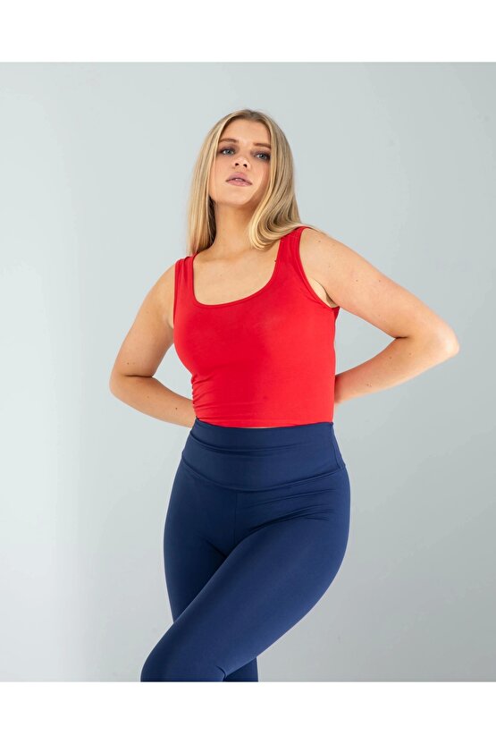 Kırmızı Kare Yaka Basic Bluz