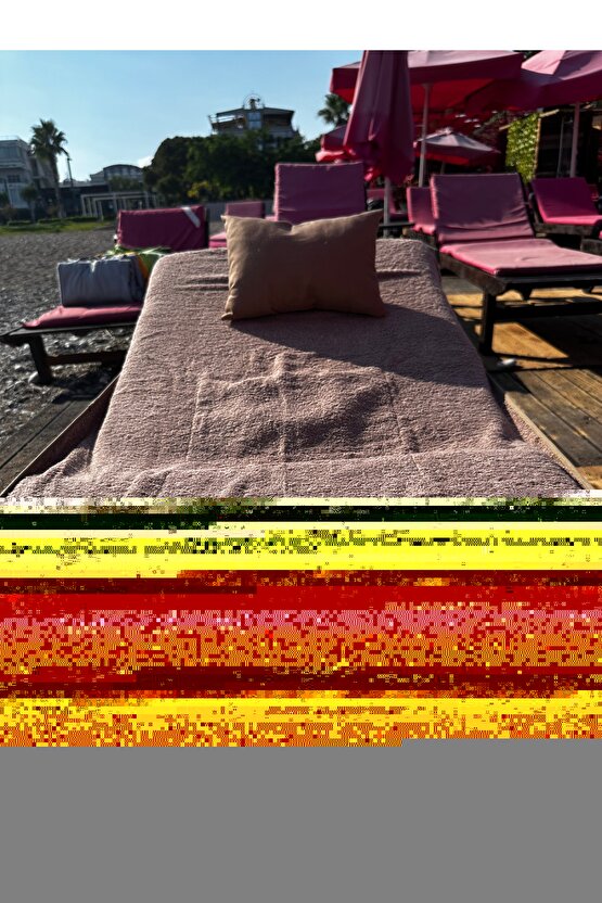 Kahverengi Çanta Formunda Plaj Havlusu