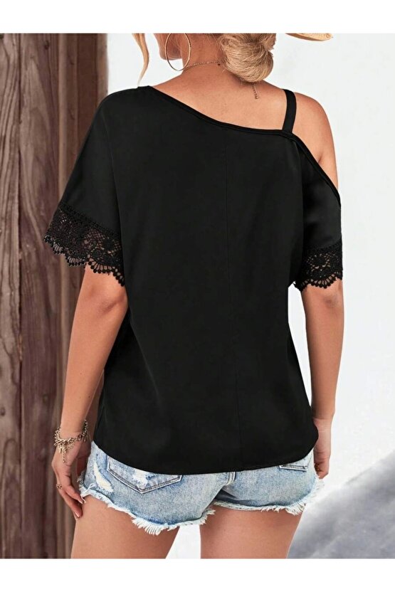 Kadın Tek Omuzu Askılı Kısa Kollu Toka Detaylı Dantelli Viskon Bluz