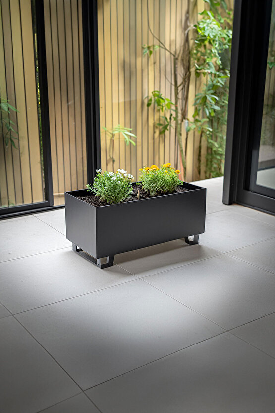 Duracube Orta Boy Metal Saksı - 19x22x40cm (Kaynaklı & Hazır Kullanım)