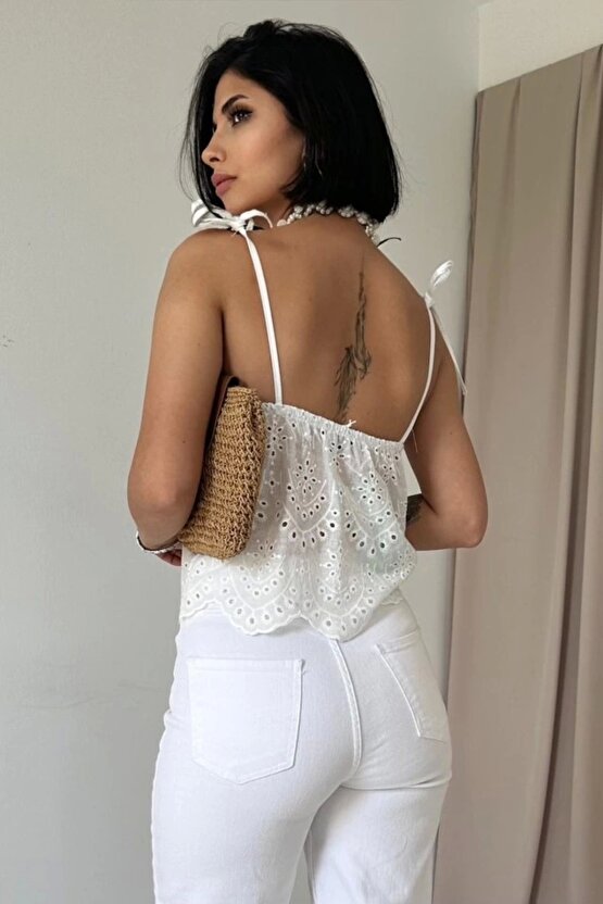 Zarif Beyaz Brode Bluz