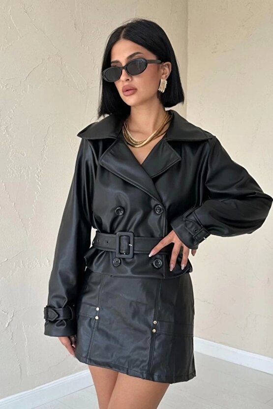 Siyah Kemerli Deri Ceket