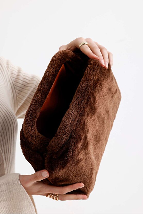 Heybes Kadın Koyu Kahverengi Peluş Teddy Clutch Çanta
