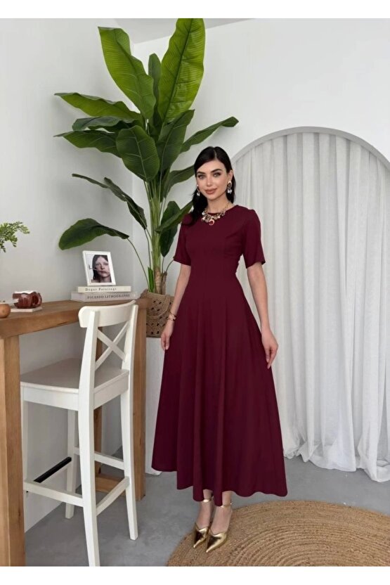 Wera Pliseli idi Elbise