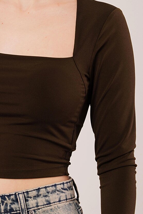 Kare Yaka Basic Kahverengi Bluz