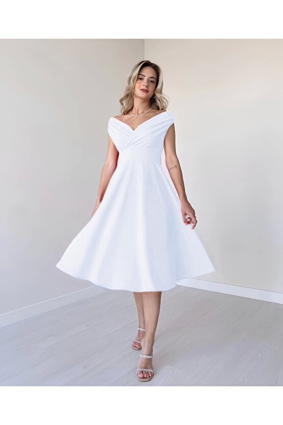 Kadın Kısa Kollu Kruvaze Yaka Eteği Volanlı Krep Elbise