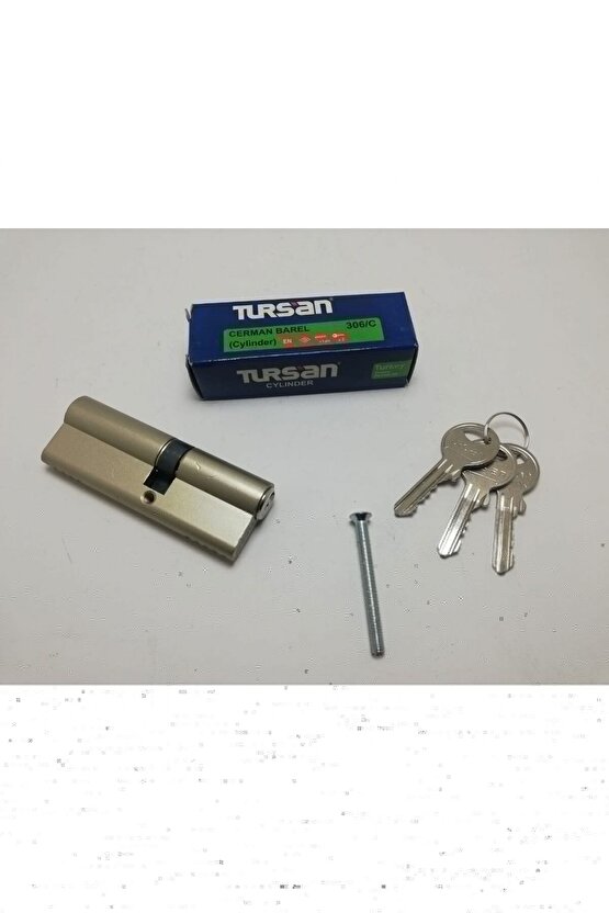 BB Cream SPF 15 Nemlendirici Etkili Yoğun Kapatıcı BB Krem - 300 Light Beige