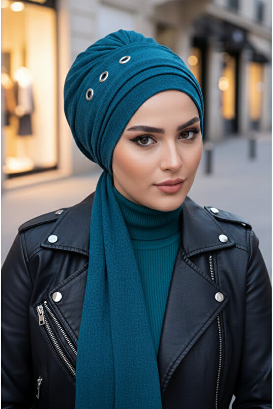 Petrol Metal Detaylı Atkılı Bone