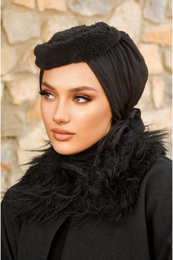 Siyah Tokalı Şapka Bone