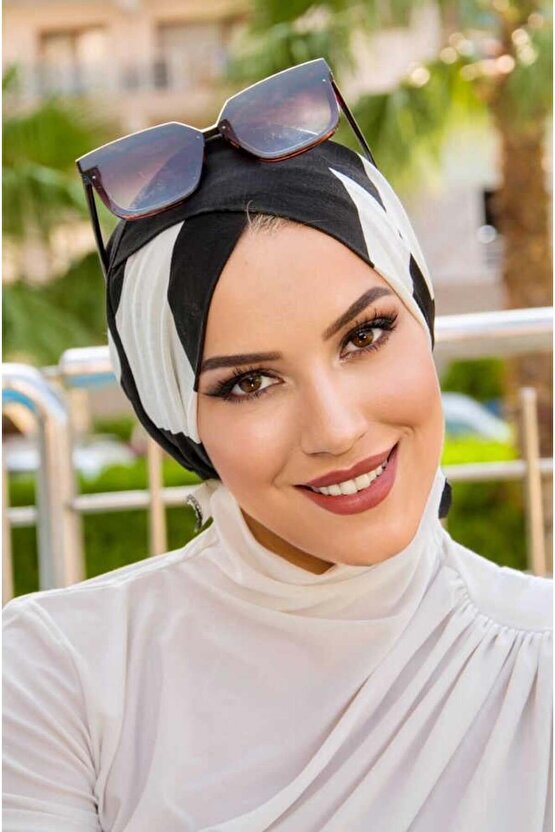 Siyah Beyaz Desen Çapraz Bone