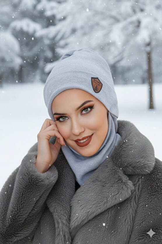 Açık Gri Armalı Maskeli Bere