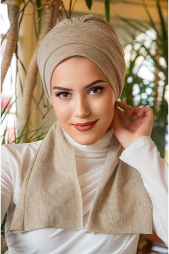 Vizon Bej Işıltılı Atkılı Bone