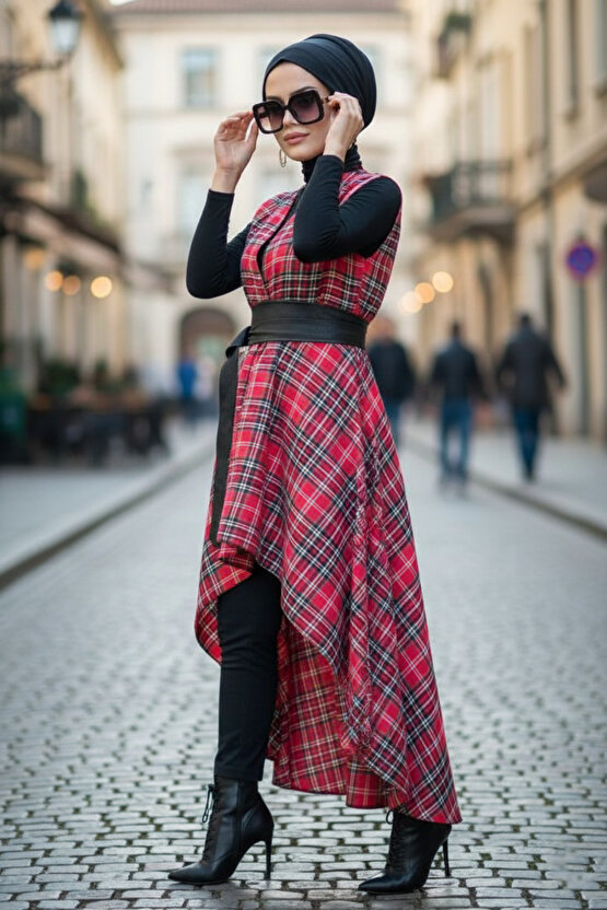 Kırmızı Ekoseli Yelek