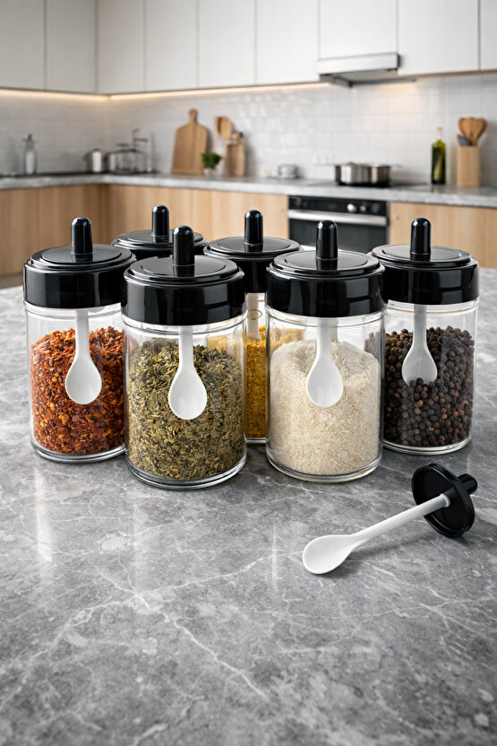 Kendinden Kaşıklı 6lı Baharat Takımı Siyah Kapaklı